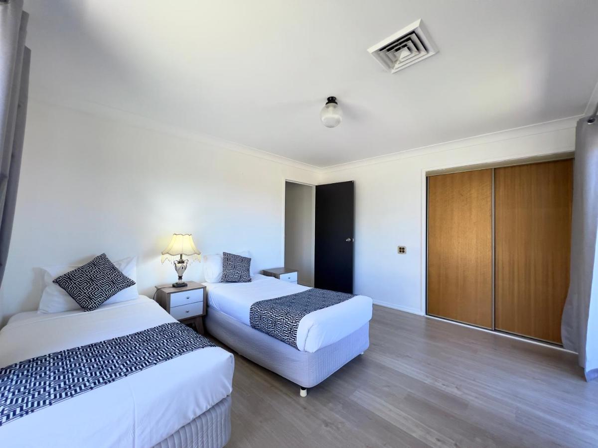 Albury Garden Court Motel Esterno foto
