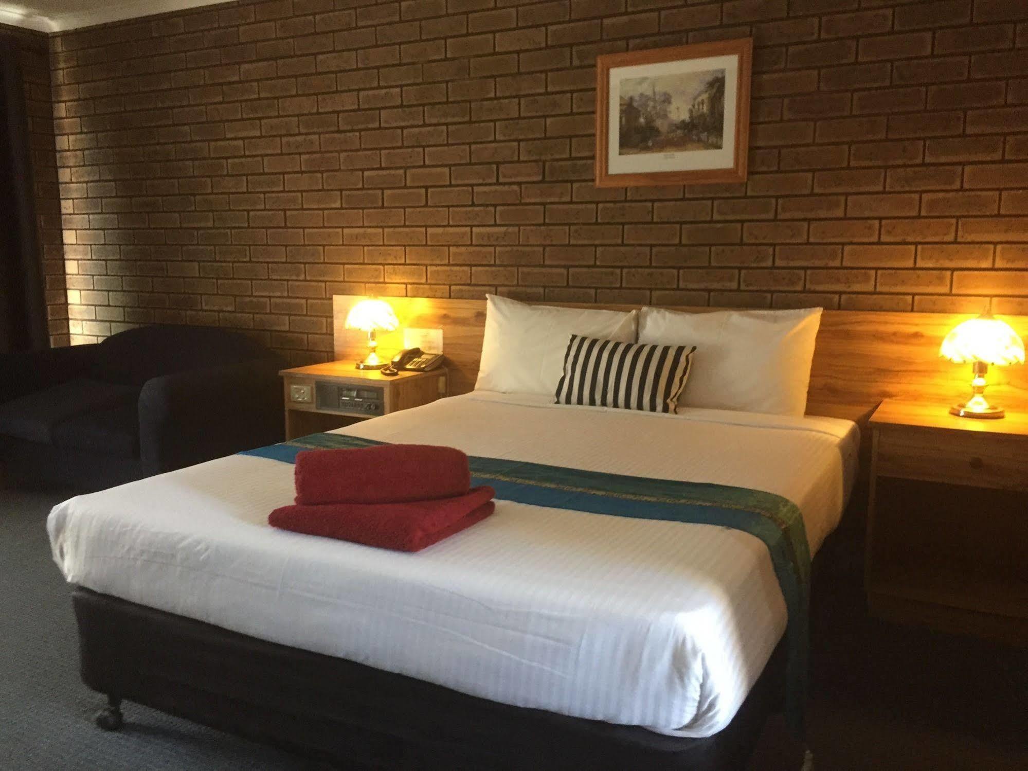 Albury Garden Court Motel Esterno foto