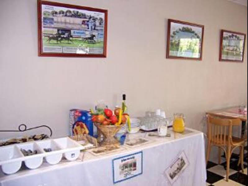 Albury Garden Court Motel Esterno foto