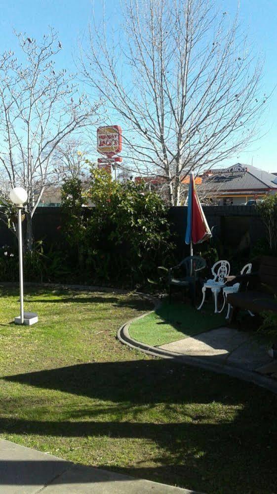 Albury Garden Court Motel Esterno foto