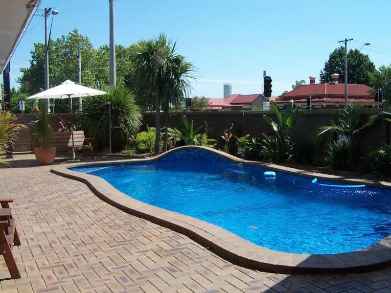 Albury Garden Court Motel Esterno foto